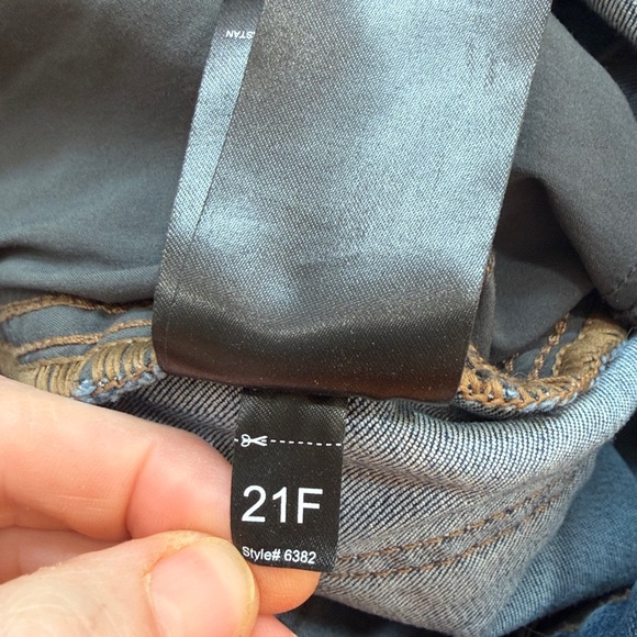 KUHL Jeans 9" KONTOUR™ FLEX DENIM Skinny Jeans Size 8 Vintage Blue $109 Retail - Picture 12 of 12